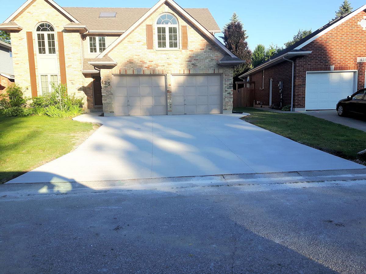 cement driveway 25